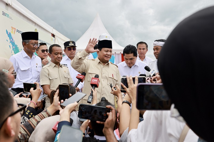 Presiden RI Prabowo Subianto saat meresmikan 37 proyek ketenagalistrikan nasional yang tersebar di 18 provinsi. (Dok. Tim Media Prabowo)